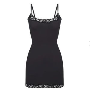 NWT Skims Fits Everybody Lace Slip Dress (Black/Onyx)